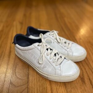 Givenchy Perforated Logo Urban Street Low Top Sneakers - White / Navy Si…